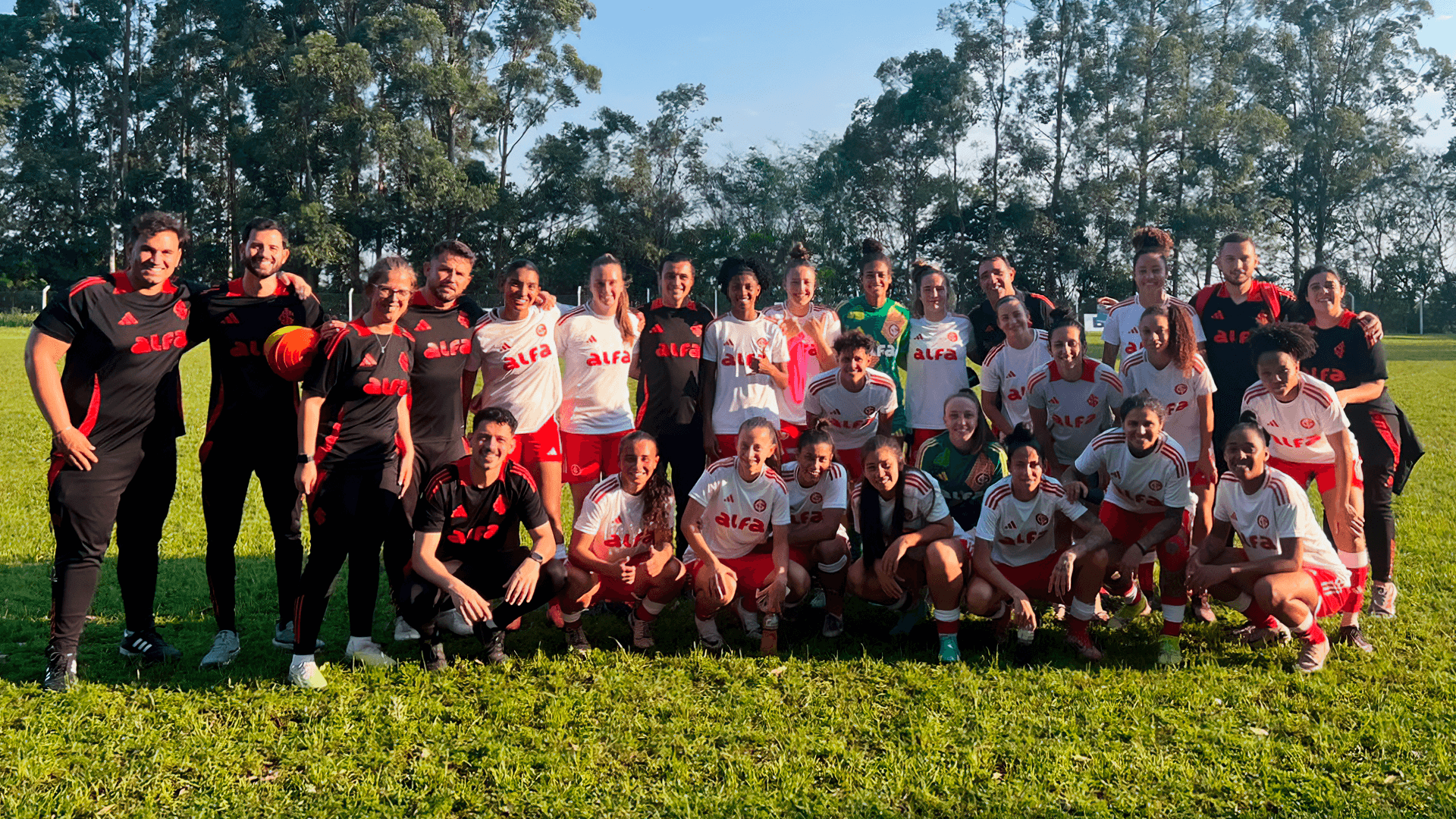 Gurias Coloradas atropelam o Flamengo: A Nação pede reação!