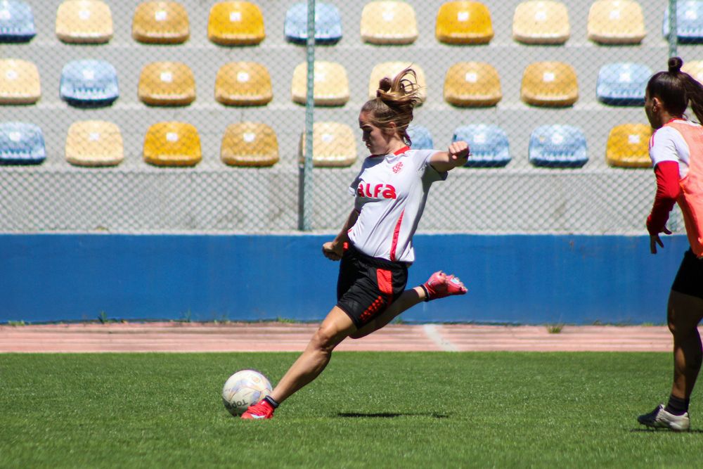 Gurias Coloradas iniciam preparação para enfrentar o Flamengo-RS no Gauchão