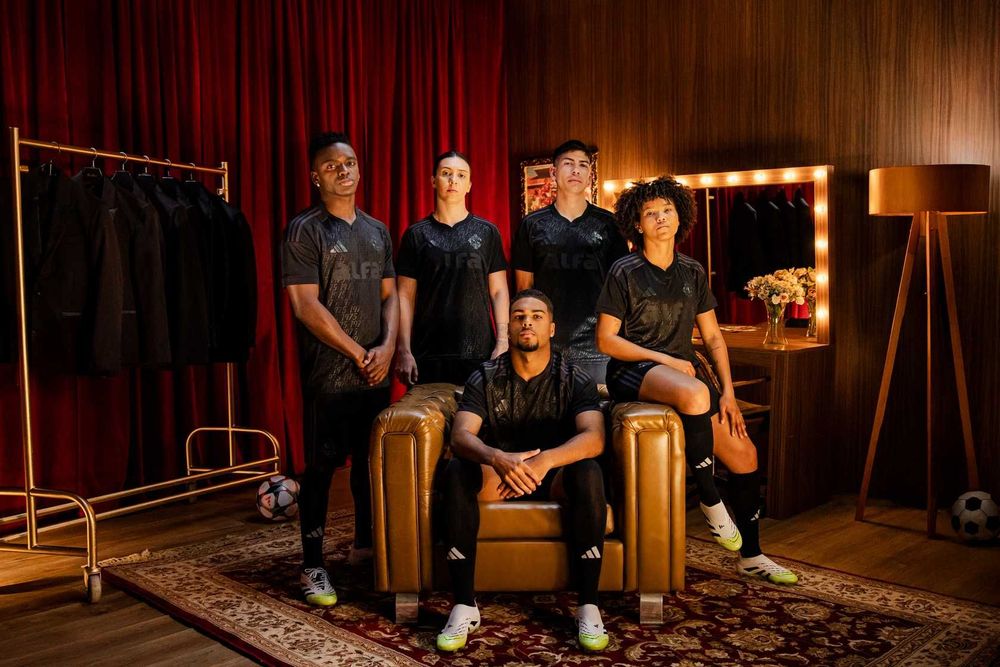 Inter e adidas lançam terceiro uniforme