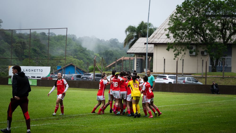 Gurias Coloradas vencem o Grêmio na estreia da Copa Gramado Sub-16