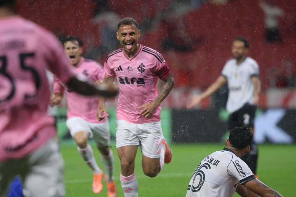 INTER DOMINA E VENCE O BOTAFOGO NO BEIRA-RIO