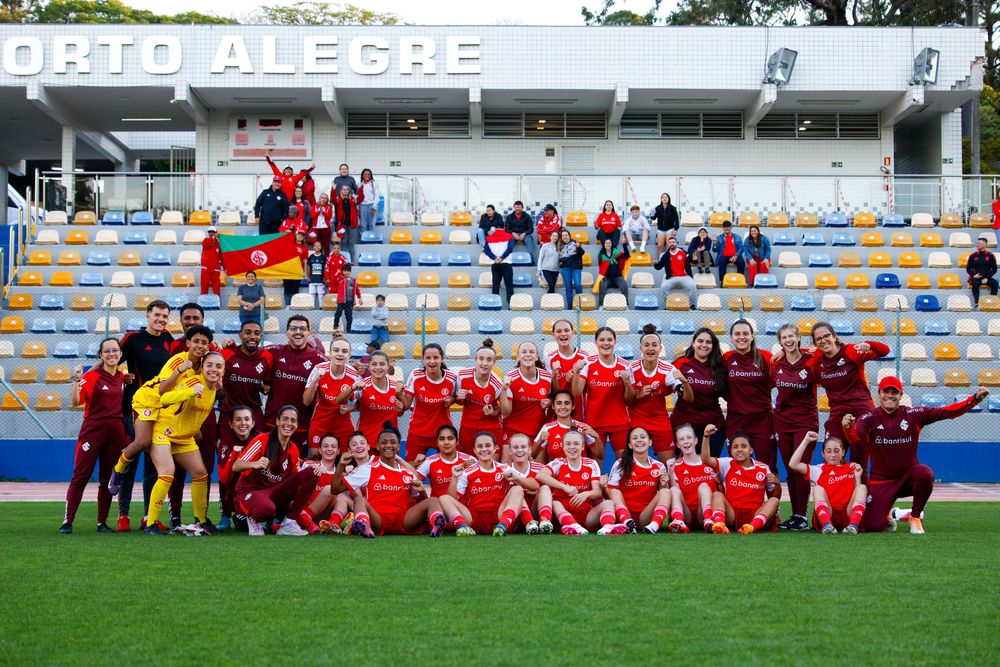 Sub-15 das Gurias Coloradas está na final do Gauchão